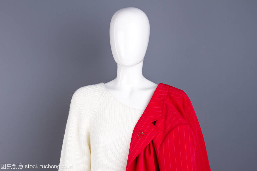 女模特服装, 灰色背景